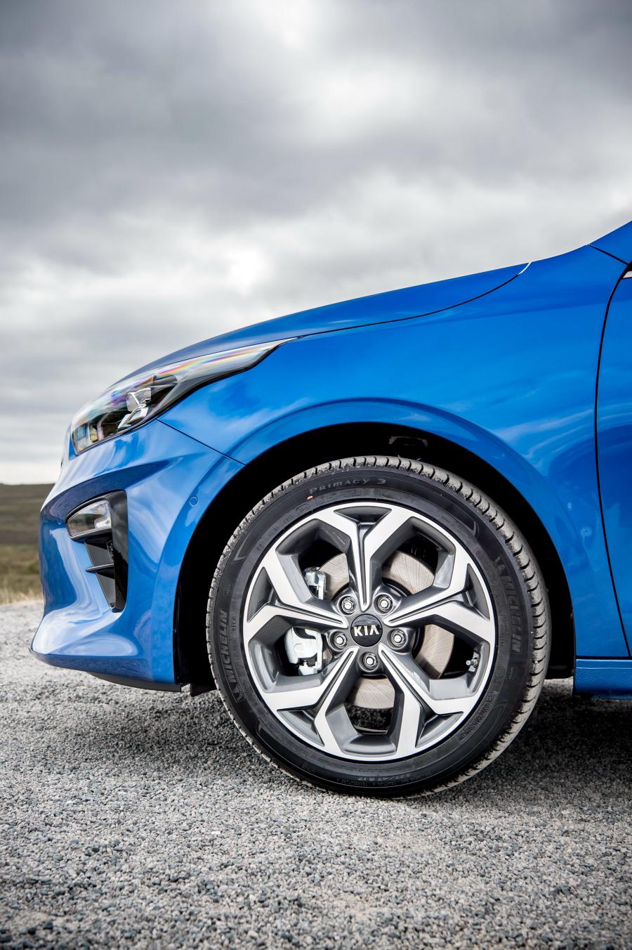 Колеса Kia Ceed First Edition 2018 года  (UK) (фото 30 из 30)